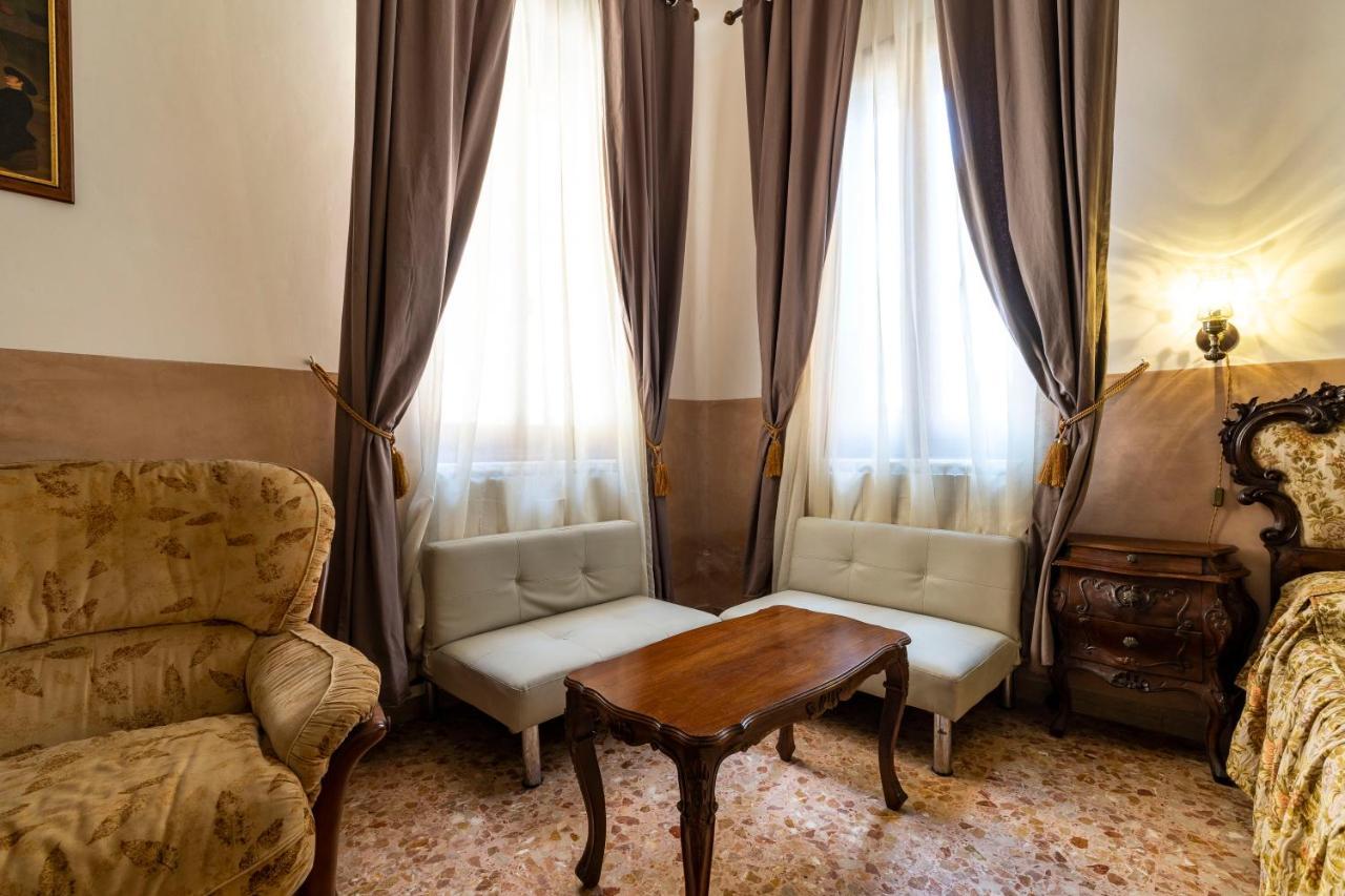 Queen House Venezia 외부 사진